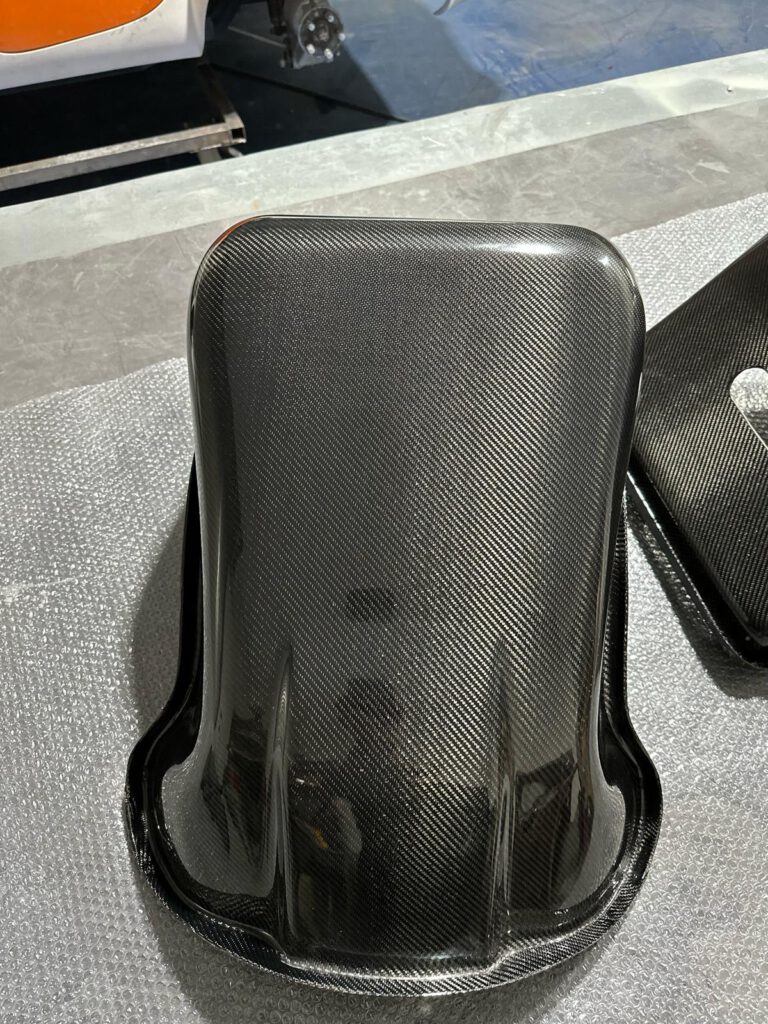 Singerstyle Carbonsitz